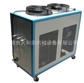 从结构深入解析小型冷水机